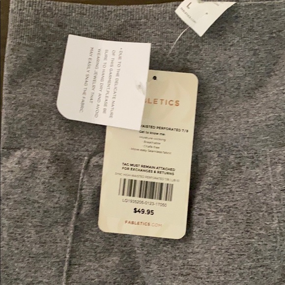 **New with tags Fabletics leggings ** - Picture 2 of 3
